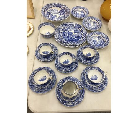 A QUANTITY OF COPELAND SPODE BLUE AND WHITE POTTERY TO INCLUDE, CUPS AND SAUCERS, PLATES, BOWLS, ETC 