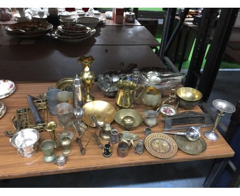 A QUANTITY OF BRASS AND PLATED WARE TO INCLUDE, SPOONS, VASES, GOBLETS, CANDLESTICK, PLATES, ETC 