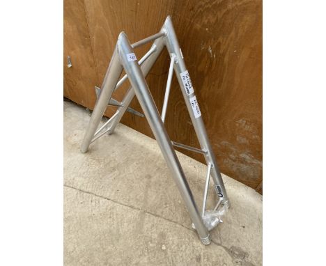AN ALUMINIUM 60 DEGREE CORNER LIGHTING RIG FRAME 