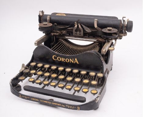 A 1920s/30s Corona portable Model 3 typewriter.



