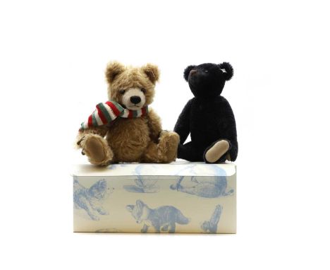 Two Steiff teddy bears, both with growlers, in an original Steiff box, comprising; 'Archie', limited edition of 1500, exclusi