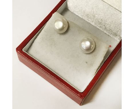 9CT GOLD CULTURED PEARL STUD EARRINGS