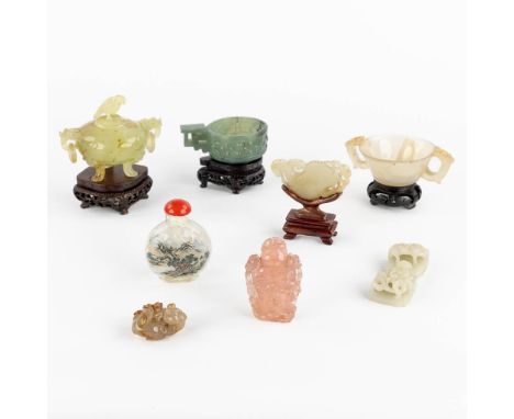 Eight pieces of small Chinese sculptures, pots and snuff bottles, Jade, Agate, and similar hardstones.Dimensions: (W:10 x H:8