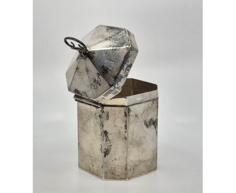 A silver octagonal form tea caddy, by A &amp; J Zimmerman Ltd, Birmingham 1922. (116.2g)