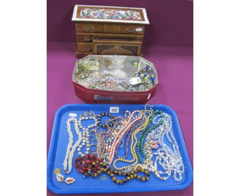 Vintage and Later Bead Necklaces, dress rings, tiger's eye and malachite bead necklaces, wooden trinket drawers, etc. 