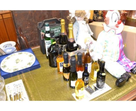 A collection of various alcohol to include Prosecco, various wine, Brandy, Croft etc.