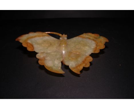 A Chinese carved jade model of a butterfly (a/f)