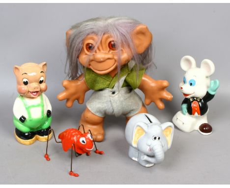 A group of vintage collectables including a Burlington ware 'piggy bank' a clockwork toy spider, a 1960s troll figure by Dam 
