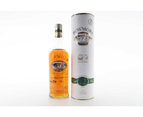 BOWMORE 12 YEAR OLD SCREEN PRINTED BOTTLE ISLAY SINGLE MALT  40% ABV / 70cl  Sat on the picturesque shore of Loch Indaal, Bow