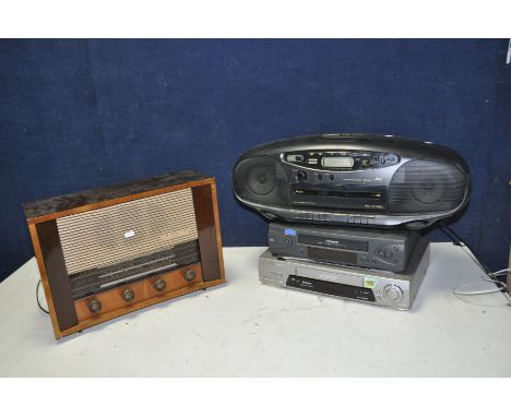 A JVC RC-X720 PORTABLE CD RADIO, a GPO retro turntable (both PAT pass and working), a pair of Aiwa hi fi speakers, a vintage 