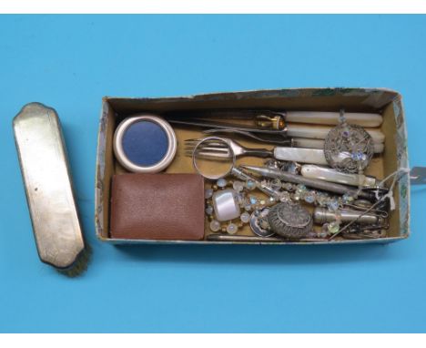 Small silverware, including hardstone stick-pin, cheroot holder, Thai bracelet, two pearl-handled knives and forks, etc., as 