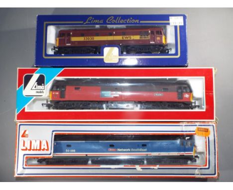 Lima - Three boxed diesel OO gauge diesel locomotives. Lot includes L204660 Class 33 Op.No.33030 in EWS livery, 205211 Class 