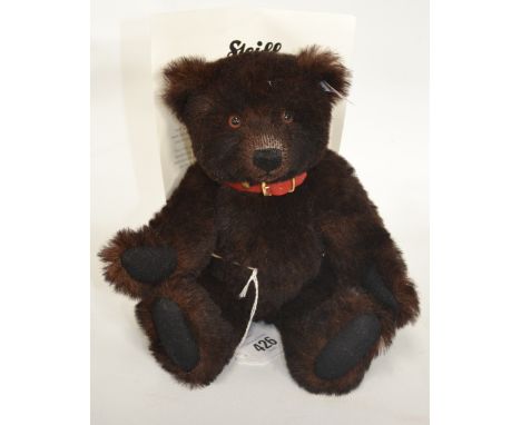 Modern Steiff bear 'Alfie' in brown mohair, certificates.