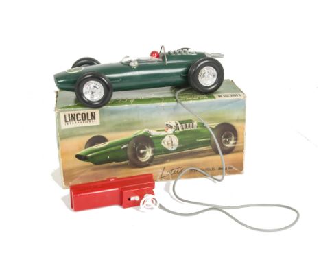 Lincoln International (Hong Kong) Lotus Indianapolis Racing Car, large scale dark green plastic model, RN8, chrome plated tri