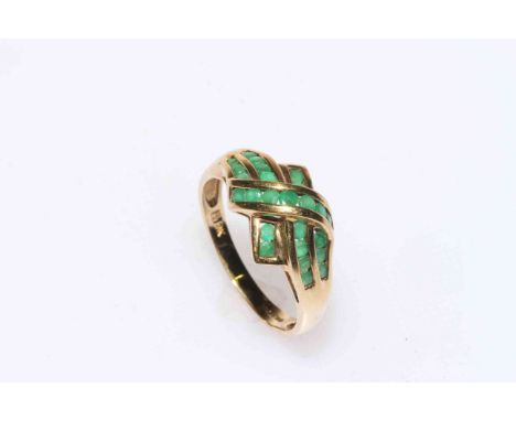 9K gold and emerald ring.