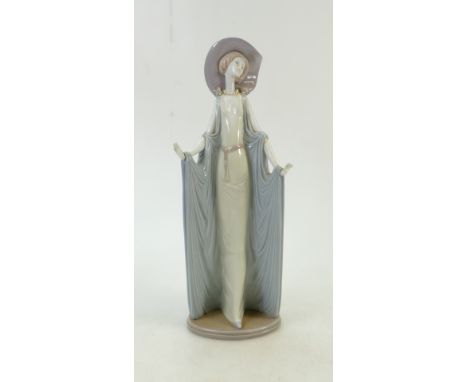 Large Lladro Figurine 'Socialite Of The 20's: Lady with large hat, impressed C18MY, height 36cm