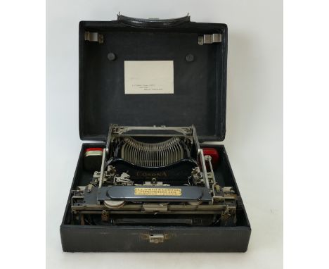 L.C.Smith &amp; Corona typewriter: Vintage 1920s Corona typewriter in folding case.