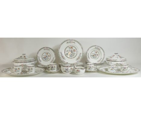 A very large collection of Wedgwood Kutani Crane dinner ware: To consist of 14 dinner plates, 14 soup plates, 10 coffee cups 