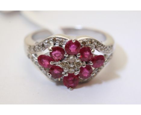Ruby and Diamond ring 14ct
