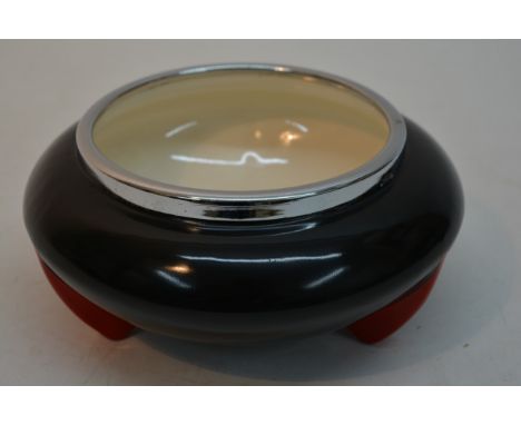 An AJ Wilkinson Art Deco Yoo Hoo style fruit bowl attributed to Clarice Cliff