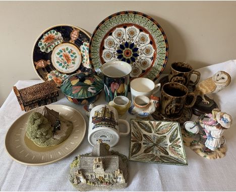 Miscellaneous ceramics to include 'Byzanta' ware lidded dish and vase, mug with 'Mary' to front, lustre egg cups, Royal Doult