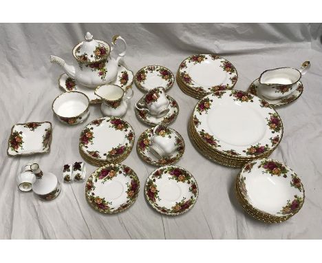 Royal Albert Old Country Roses tea and dinner war, tea set, teapot, milk and sugar bowl, 6 side plates, 5 saucers, two cups, 