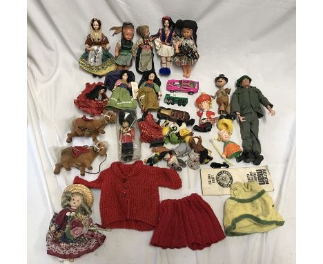 International dress dolls x 11, Palitoy Action Man figure, Diddy men, small felt toys, dolls clothing and a small Gordon Murr