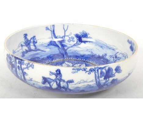 A large early 20th century Edwardian circa. 1900's&nbsp;Royal Doulton bowl with continuous hunting scene around the body, one