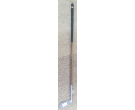 Vintage golf club W E Hunter giraffe putter   