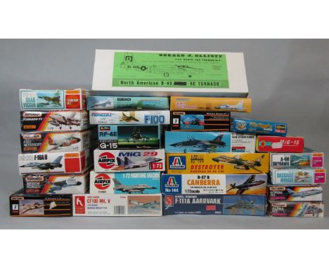 Large collection of 25 model kits, mostly 1970's jet aircraft, all appear to be un-started and many with sealed boxes or seal