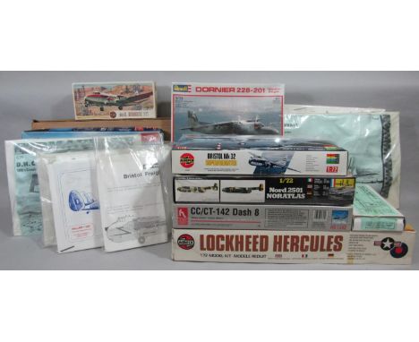 14 model aircraft kits, all 1:72 scale models related to transport planes. All appear to be un-started and many with sealed c
