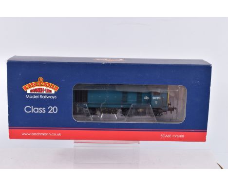 A BOXED OO GAUGE BACHMANN BRANCHLINE MODEL RAILWAYS DIESEL LOCOMOTIVE, Class 20, no. 20128, in BR Blue with Indicator Discs (