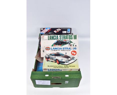 A COLLECTION OF BOXED PLASTIC LANCIA CAR MODELS, including battery operated friction drive by Hong Da and battery operated re