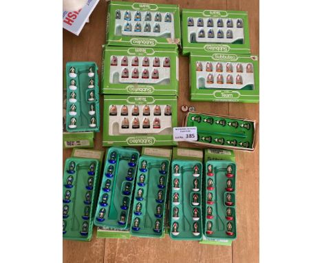 Diecast : Subbuteo includes more modern L/W teams inc 215, 16, 4, 350, 384, 383, 382 - sadly a lot of the goalkeepers are eit