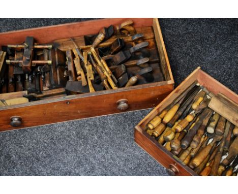 A COLLECTION OF GOOD QUALITY VINTAGE CARPENTERS TOOLS mainly planes and chisels embossed with the name R. Morgan PROVENANCE: 