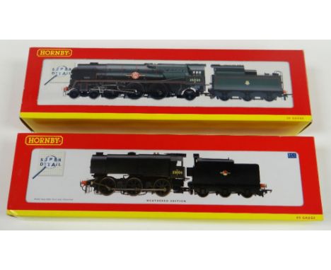 TWO HORNBY 00 GAUGE LOCOMOTIVES; 1. BR Merchant Navy Class (RE-Built) No.35010 'Blue Star' (Early Crest) (TMC274) 2. Class QI