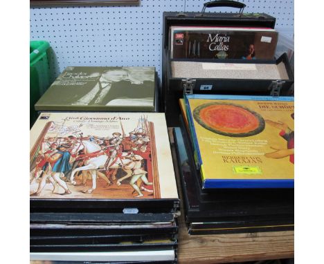 A Good Collection of Classical LP's, 10" and 45rpm vinyl records including Decca, Ed1's, Ed3's on HMV, Deutsche Gramophone, P