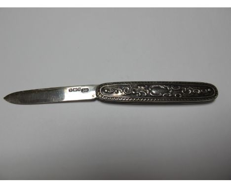 A Silver Hallmarked Fruit Knife, Sheffield 1903, makers mark JR to the blade, silver hallmarked scales with repoussé decorati