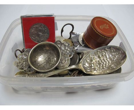 A Mixed Lot of Assorted Coins, including 2002 Five Pounds, assorted keys, pair of plated spoons, marcasite set ring etc. 