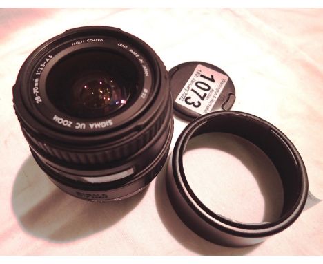 Sigma UC Zoom lens, 28-70mm, 1.3.5-4.5. P&amp;P Group 1 (£14+VAT for the first lot and £1+VAT for subsequent lots) 