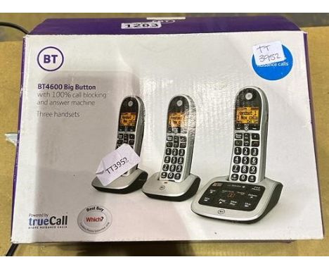 Boxed BT4600 Big Button call blocking machine, with three handsets. Not available for in-house P&amp;P