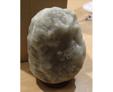 Himalayan salt lamp, boxed, H: 12 cm. Not available for in-house P&amp;P 