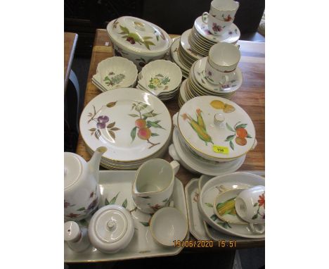A quantity of Royal Worcester Astley and Evesham tableware 