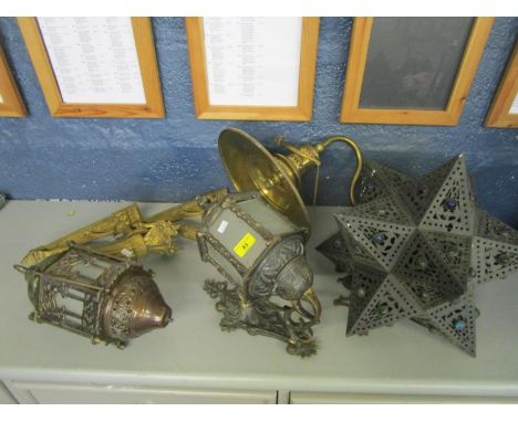 A selection of lighting to include two gilt wall light brackets 