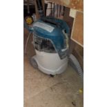 Makita VC2512L Wet & Dry Vacuums, (2017) S/Ns 395908 - Located on 1st Floor
