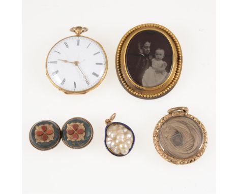 A collection of Victorian and later jewellery, a yellow metal photo frame brooch with beaded border, 48mm x 40mm, open face f