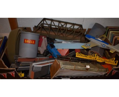 Trains - OO gauge accessories including Thomas The Tank Engine 060 locomotive, goods wagons, buildings, platforms, track; a m