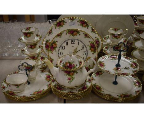 Royal albert Old country Roses - six setting tea service comprising teapot, milk jug and sugar basin, cakestand, bread plate,