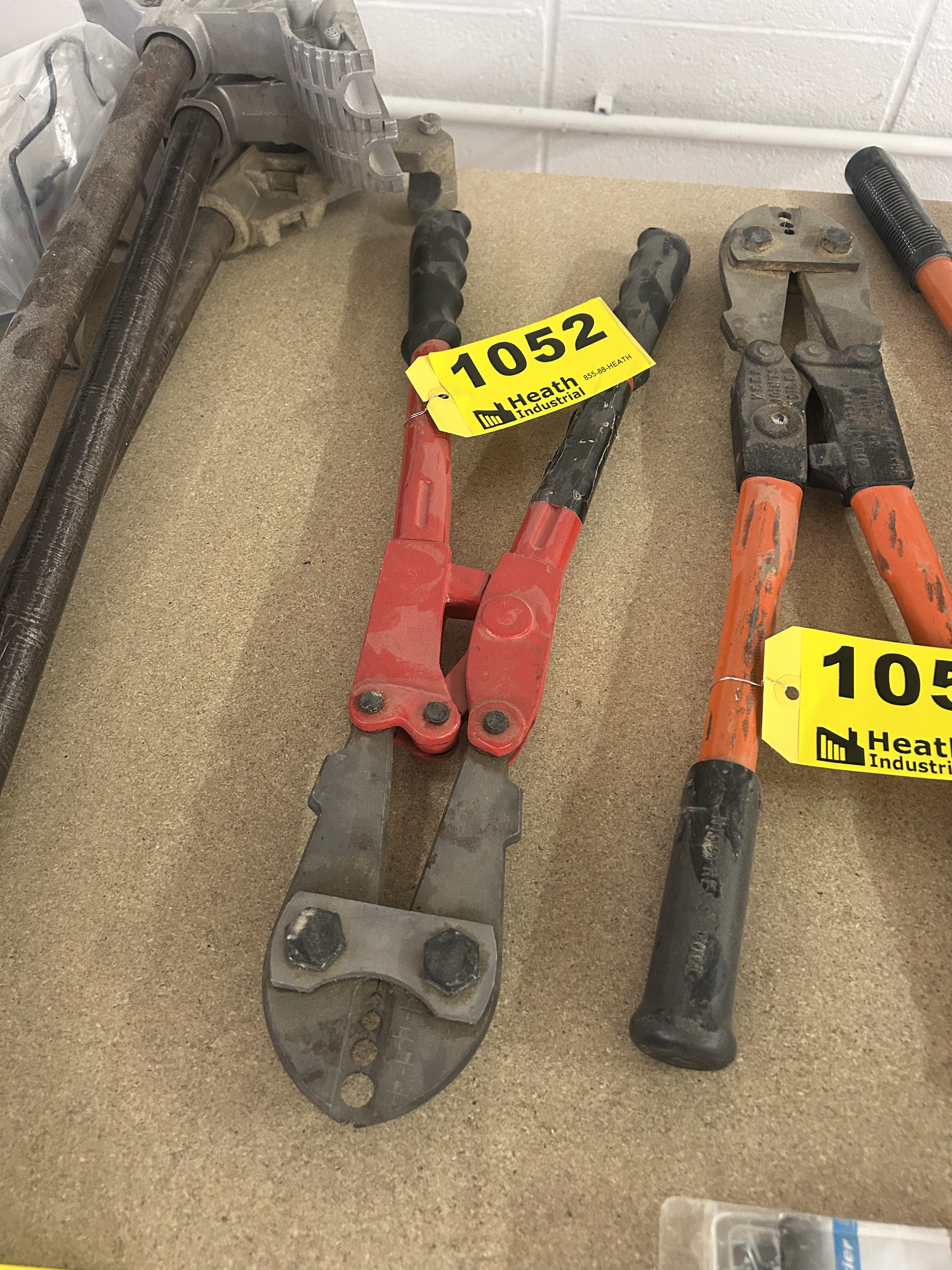 Lot 1052
