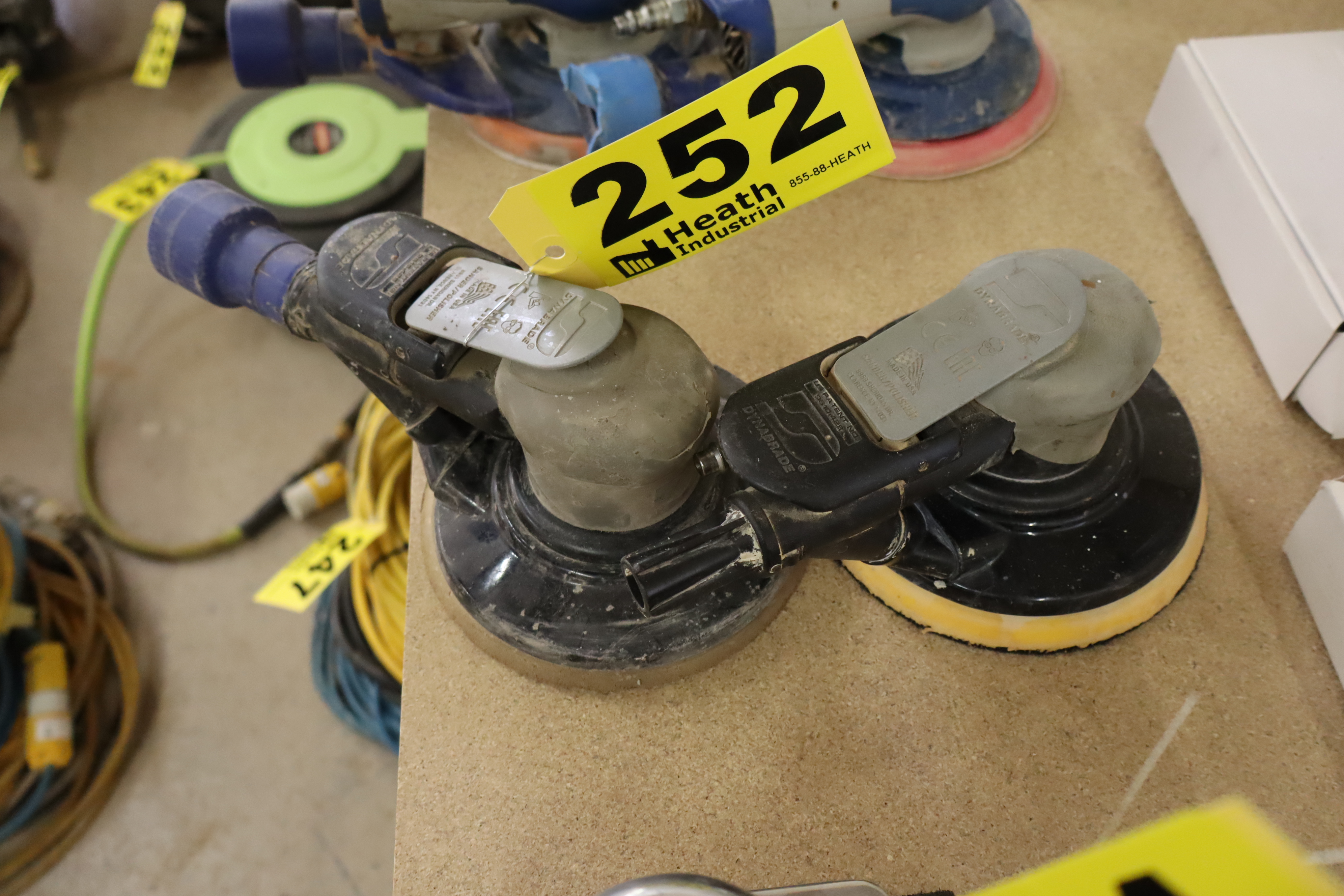 Lot 252